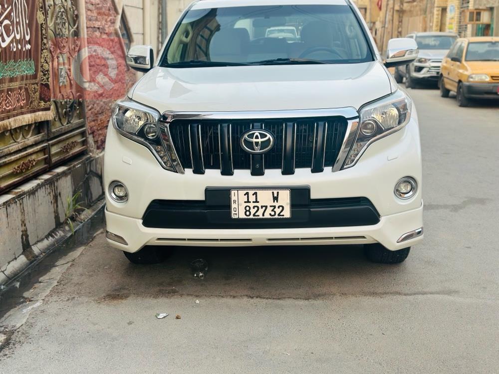 تۆیۆتا لاندكروزر پرادۆ